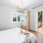 Kostis Villa