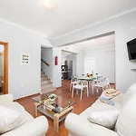 Vila Kostis